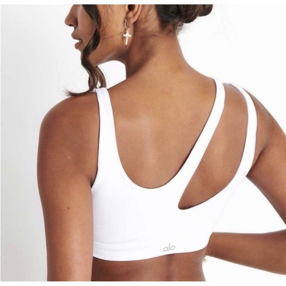 Aloha Island Other - ALO Yoga White Scoop Neck Sports Bra Women's Small Logo Band Pilates Workout